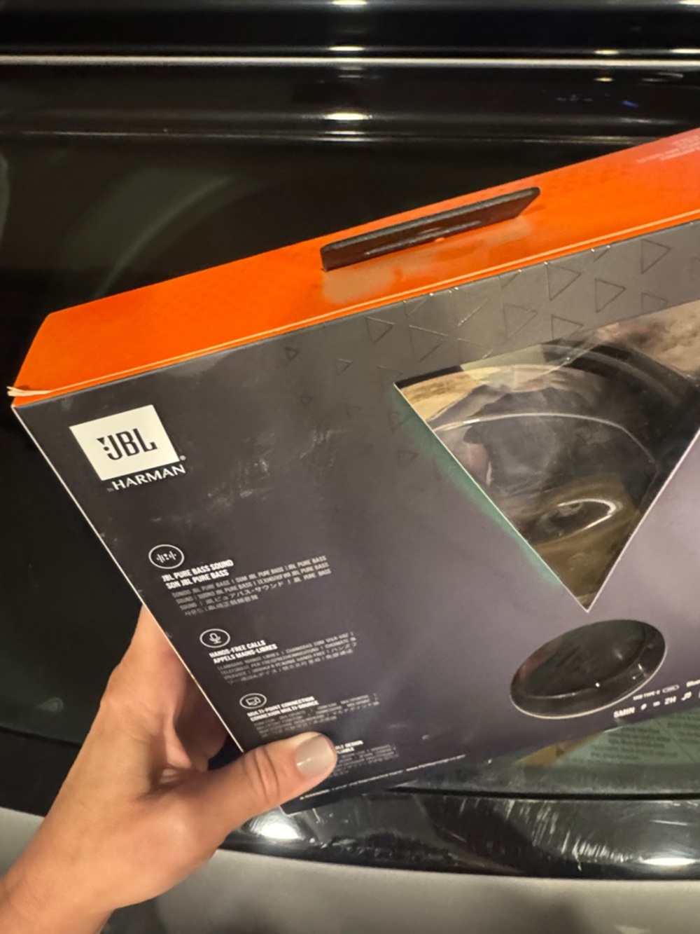 JBL Black Wireless Over-Ear Headphones - Pure Bass - Picture 3 of 3